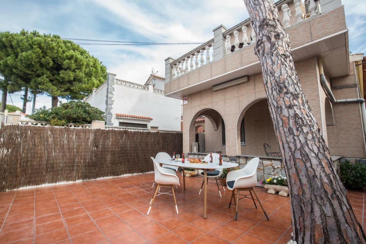 Casa Samara Βίλα Castelldefels Εξωτερικό φωτογραφία